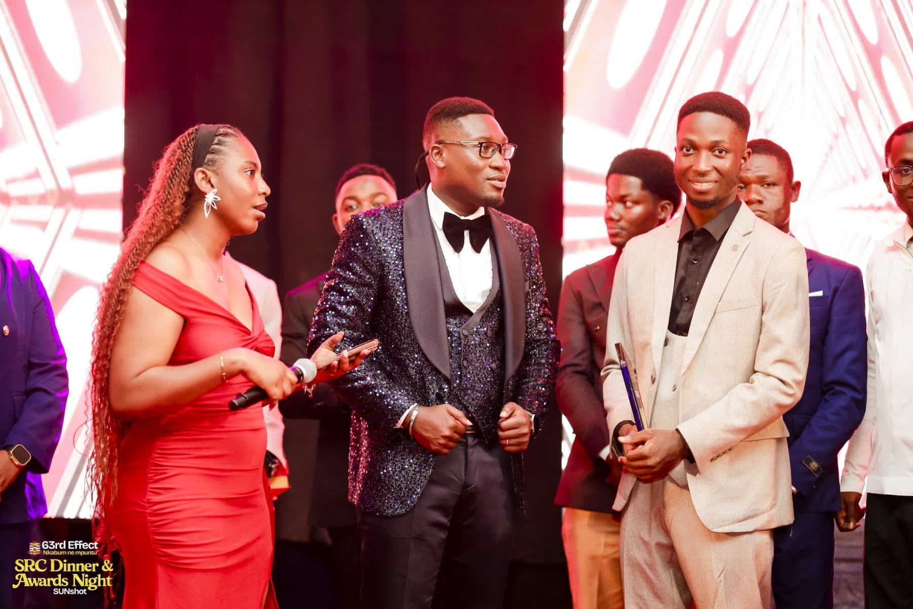 Photo Gallery: Audience Reactions and Evening Celebration
